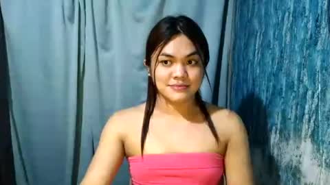 urhottie_bella online show from July 24, 3:10 pm