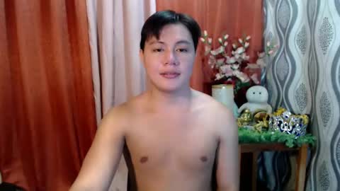 urhunky_ivan online show from December 4, 4:49 pm