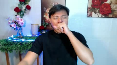 urhunky_ivan online show from July 13, 4:43 pm