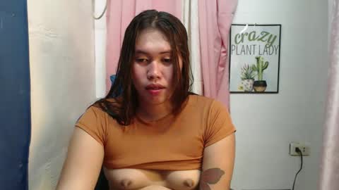 Snapshot of urlovely_sofie chatting on January 9, 7:11 am Sofie online show from January 9, 7:11 am