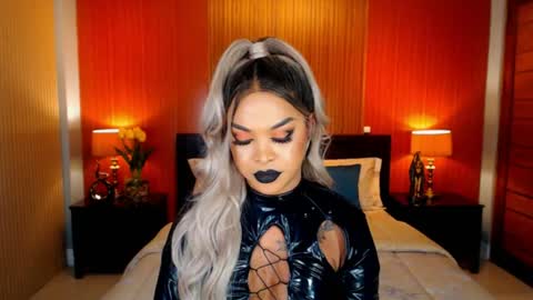 Snapshot of urmajestytyra chatting on June 20, 1:52 am UrMajestyTyra online show from June 20, 1:52 am