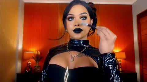 Snapshot of urmajestytyra chatting on July 6, 12:51 am UrMajestyTyra online show from July 6, 12:51 am