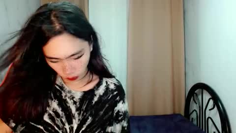 urnaughty_jeah online show from May 25, 11:05 am
