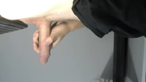 urpleasuretoy online show from July 8, 12:37 am