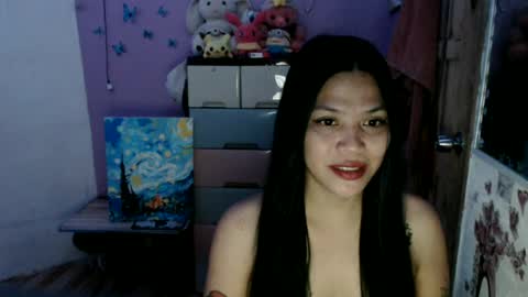 hi im kim online show from July 18, 12:09 pm