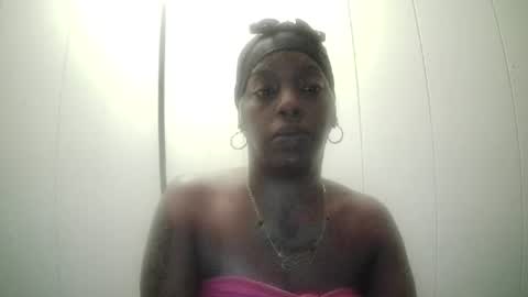 ursecretloveroverall online show from July 27, 3:02 am