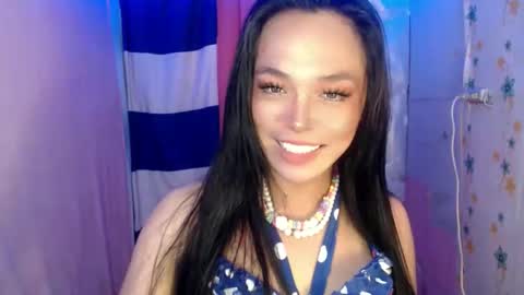 TYRA online show from May 4, 6:31 am