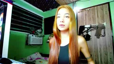 Snapshot of ursexymayhem1 chatting on February 9, 9:30 pm Ursexymayhem online show from February 9, 9:30 pm