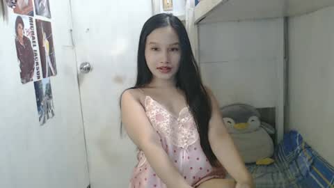 Snapshot of ursweetclassygirl chatting on July 8, 9:52 pm Ursweetclassygirl online show from July 8, 9:52 pm