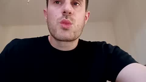 ursweetdreamx online show from June 12, 5:01 pm