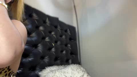Maria  Im looking for a local and socal fucking guy online show from June 10, 1:39 am