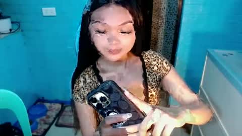 urugly_athena online show from June 15, 1:02 pm