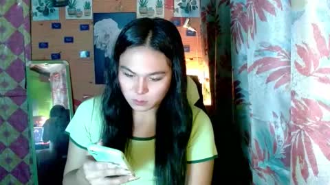 Snapshot of urunexpensivecamilla chatting on January 18, 4:11 pm YOURGIRLCAMILLA online show from January 18, 4:11 pm