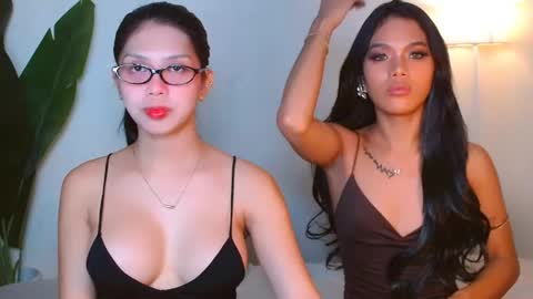 urwildest_margaret online show from May 6, 6:13 pm