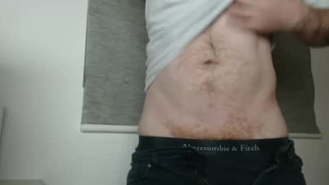 Snapshot of us5030 chatting on January 31, 10:41 pm US5030 online show from January 31, 10:41 pm