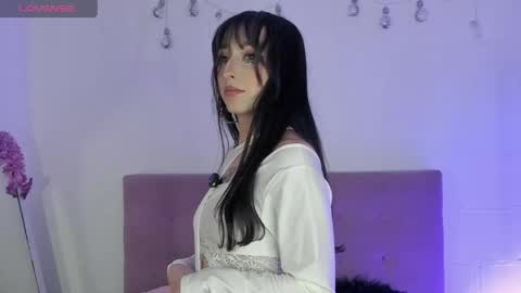 v1cky_ online show from March 28, 12:54 am