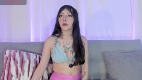 v1cky_ online show from June 10, 1:06 am