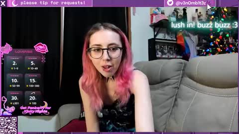 Snapshot of v3n0mb1t3z chatting on January 12, 4:07 am kermit online show from January 12, 4:07 am