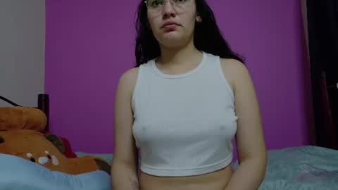 Snapshot of vainilla_cam chatting on July 3, 1:12 am Vainilla online show from July 3, 1:12 am