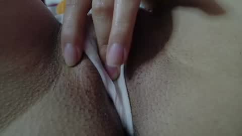 Snapshot of vainilla_cam chatting on July 7, 6:47 am Vainilla online show from July 7, 6:47 am