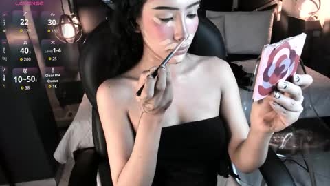 Vaioleth online show from February 5, 8:24 pm