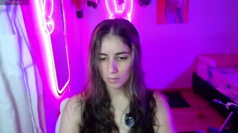 valentina online show from June 13, 3:15 am