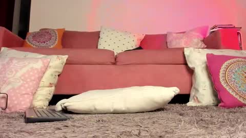 Snapshot of val_feetqueen chatting on February 5, 11:26 am Valeria online show from February 5, 11:26 am