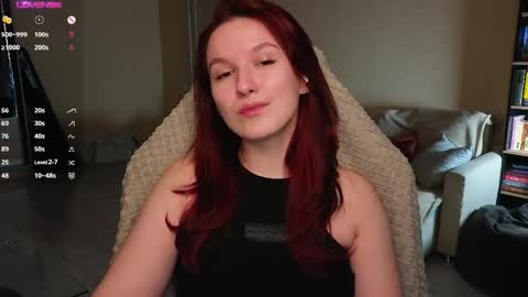 Val online show from April 3, 8:51 pm