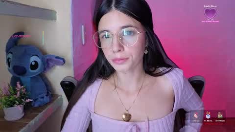 Snapshot of val_mendoza chatting on January 11, 5:45 am Val online show from January 11, 5:45 am