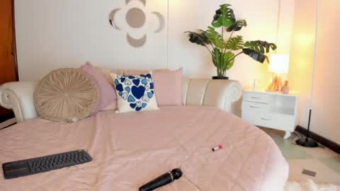 Valery online show from April 18, 1:04 pm