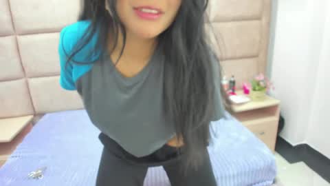 valen lopeez online show from May 8, 5:35 am