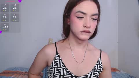 IG-valen mendoza99  twitter valenthompson99 online show from February 14, 5:53 pm