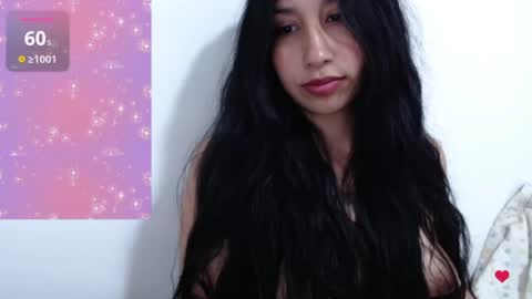 Snapshot of valen_tina33 chatting on July 18, 6:17 am Valentina online show from July 18, 6:17 am