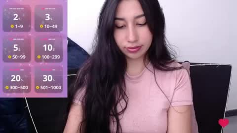 Snapshot of valen_tina33 chatting on July 22, 4:43 pm Valentina online show from July 22, 4:43 pm