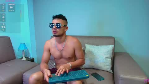  Valentinos  online show from May 31, 3:08 pm