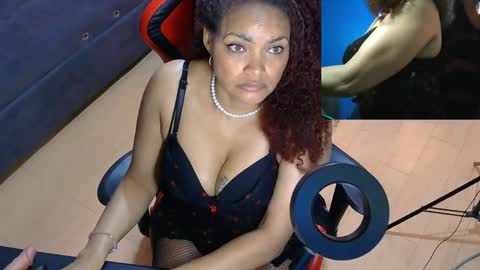 valenttinasex1 online show from May 6, 11:10 pm