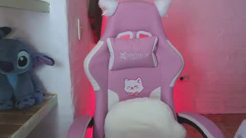   online show from June 10, 9:57 pm