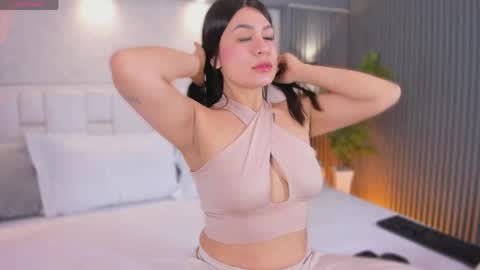 ValeriaGarciax online show from May 19, 12:00 pm