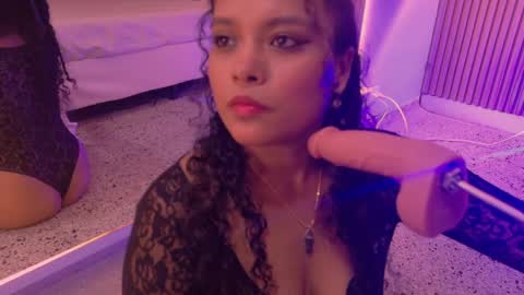 Snapshot of valeriajolie chatting on April 9, 2:44 am Valeria online show from April 9, 2:44 am