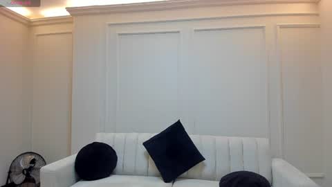 Snapshot of valeriaroldanx chatting on June 18, 11:36 am Valeria online show from June 18, 11:36 am