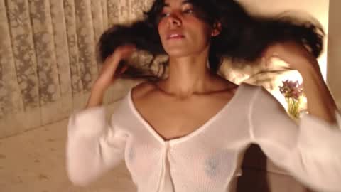 valerie_dreams online show from November 29, 3:53 am