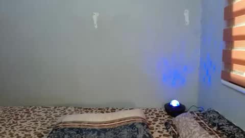 Valerie online show from May 31, 2:31 am