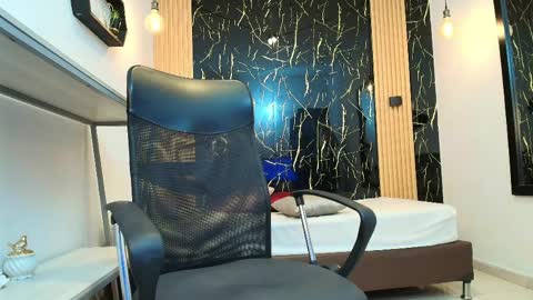 VALERIO  online show from April 9, 2:55 am