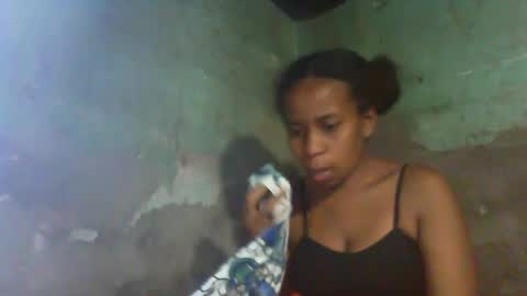 valerinezah online show from June 12, 7:24 pm