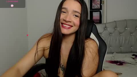 Snapshot of valery_alejo chatting on July 11, 4:15 am valeria online show from July 11, 4:15 am