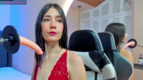   online show from May 13, 11:07 am