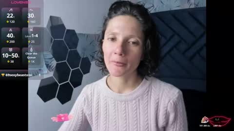 VALERY MORE online show from January 18, 11:36 am