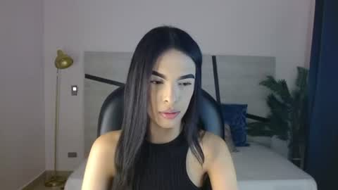 Snapshot of valery_restrepo chatting on July 21, 7:49 pm valery_restrepo online show from July 21, 7:49 pm