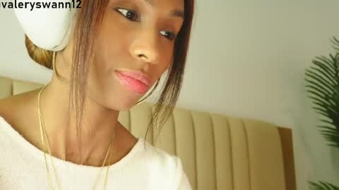 Valery swan1 online show from April 13, 12:43 pm