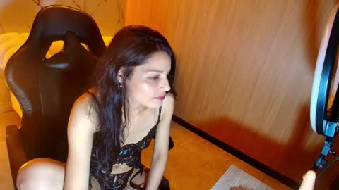 Snapshot of valery_tf chatting on November 22, 7:35 pm Valery online show from November 22, 7:35 pm